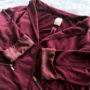 Maroon/Burgundy Blazer • 1X • Cavalini Outwear